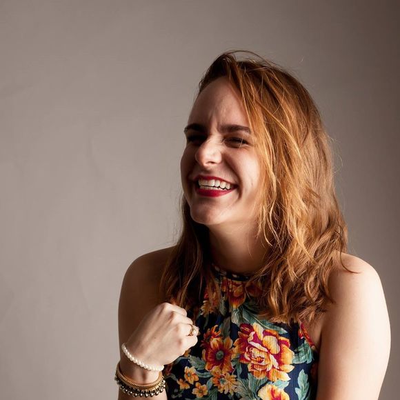 Meet your Posher, Caitlin - Picture 1 of 1